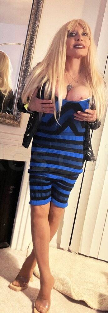 Elena Park - Independent Female Los Angeles Escort