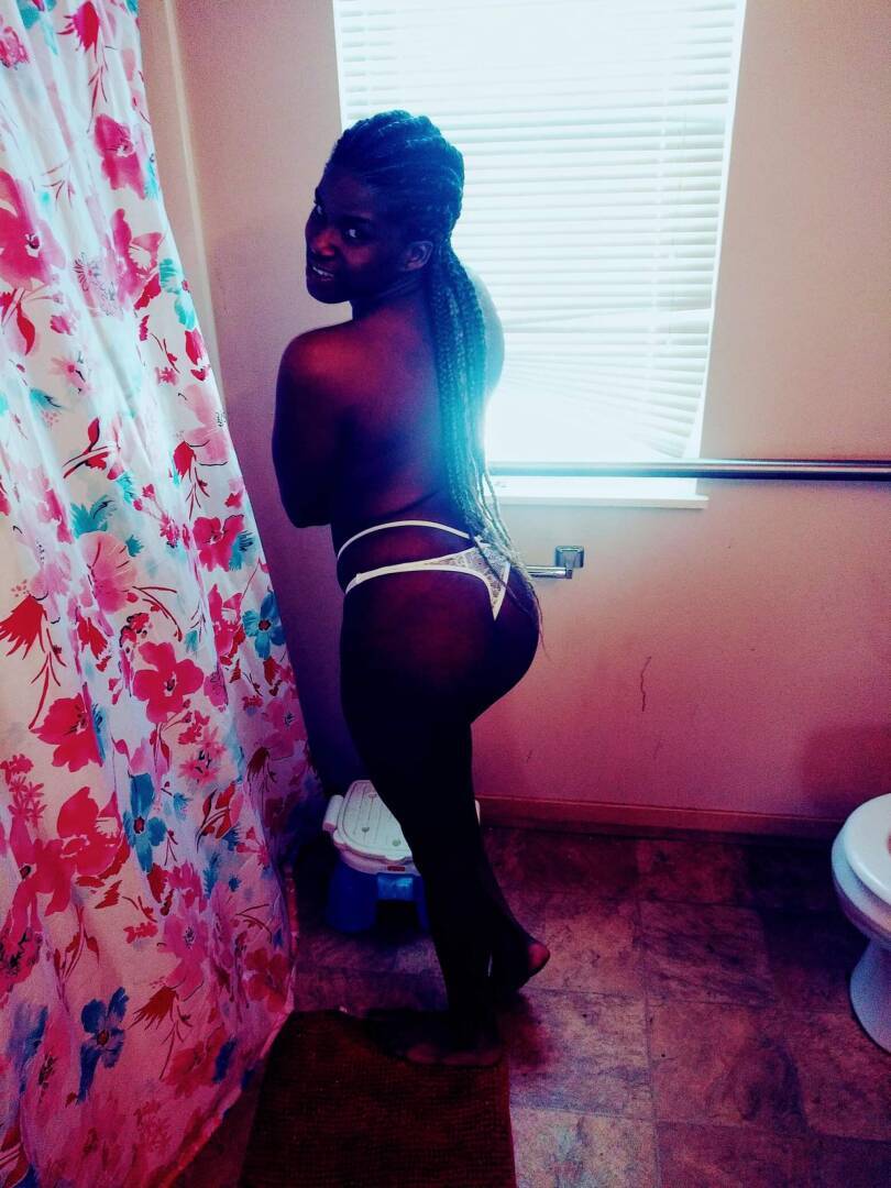 Jazzy Kash - Independent Female Chicago Escort