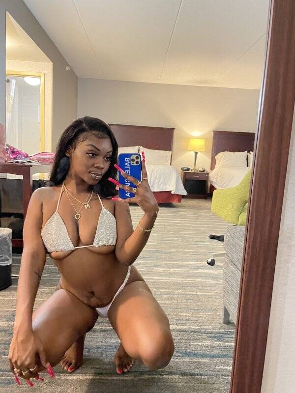 Lanae Lovely - Independent Female Sacramento Escort