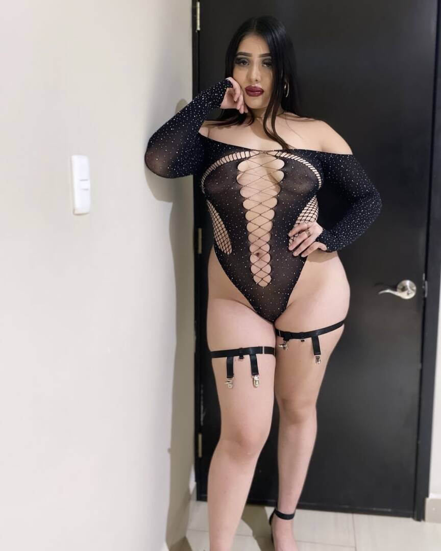 Paula - Independent Female Memphis Escort