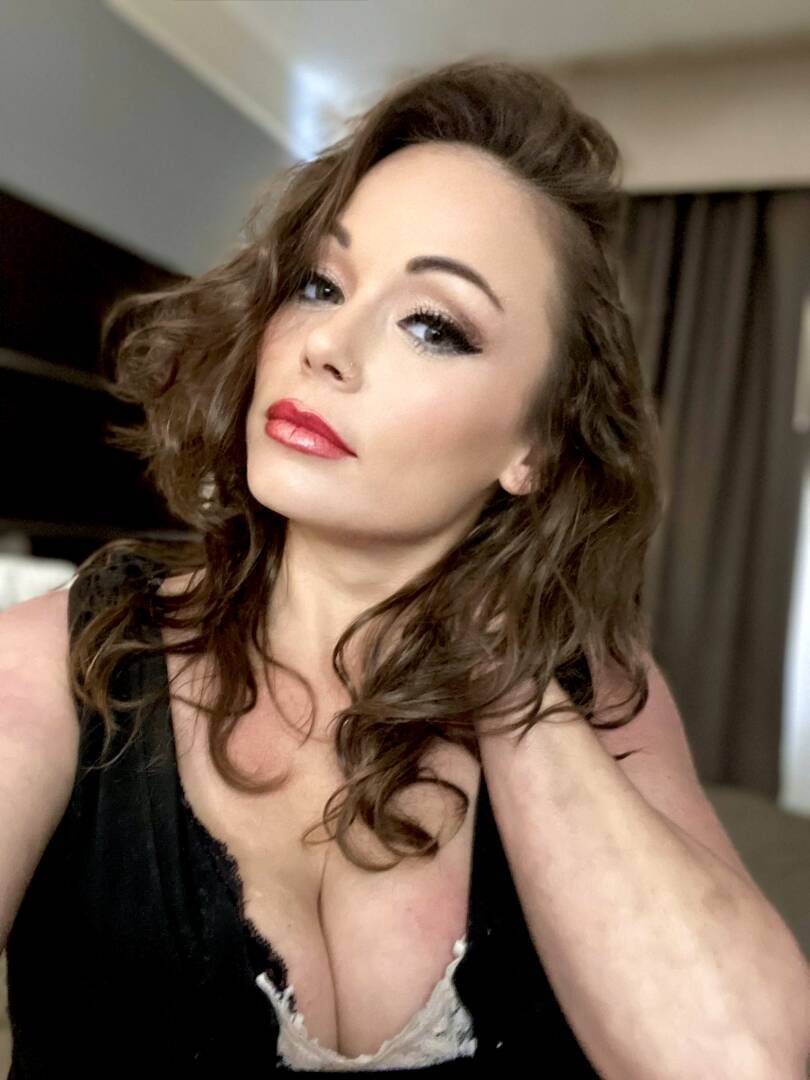 Rebel Hartless - Independent Female Houston Escort