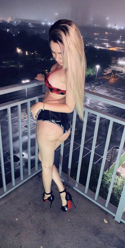 Pamela - Independent Female Los Angeles Escort