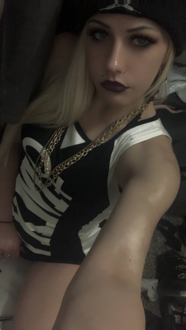 ExoticlilEmber - Independent Female Las Vegas Escort