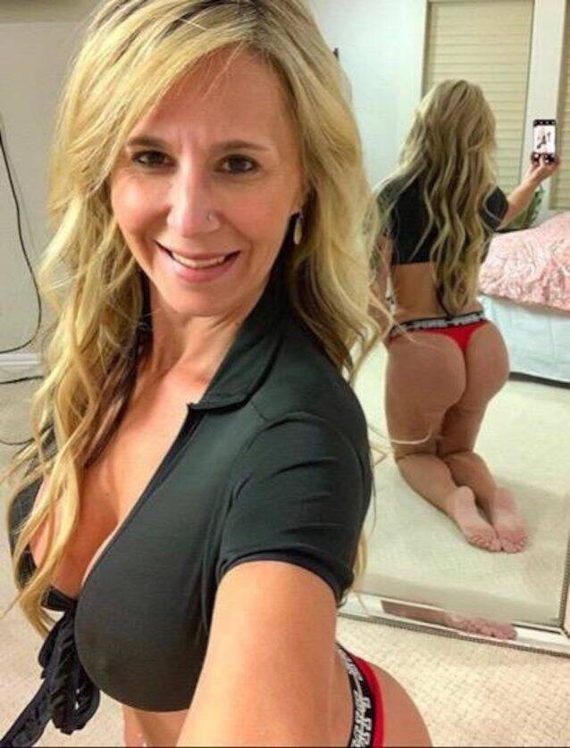 Mature Natalie is an Independent Female Escort in Las Vegas Escorts Mature Natalie Is An Independent Female Escort In Las Vegas Escorts