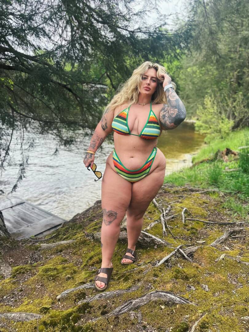 Amika - Independent Female  San Diego Escort