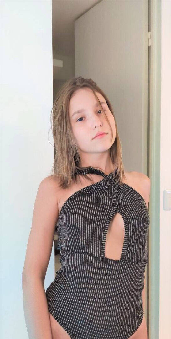 Lisa - Independent Female Phoenix Escort