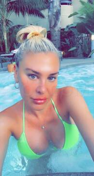 Escorts superstar VR