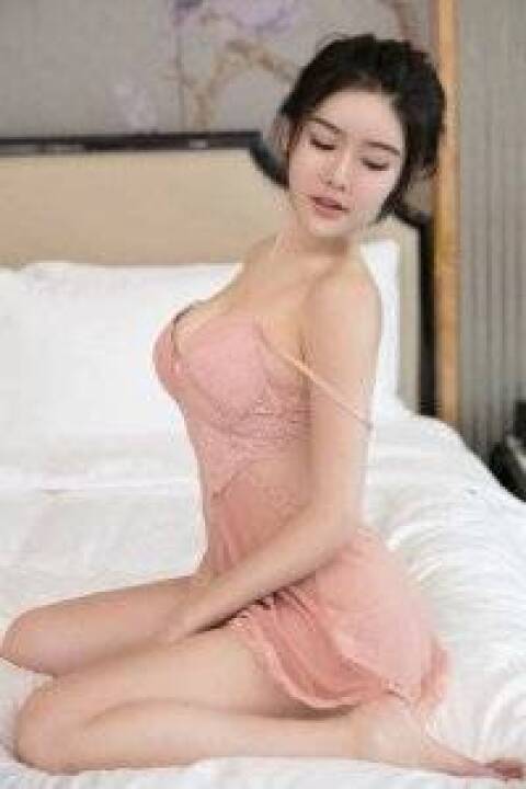 Escorts Arrived Asian baby