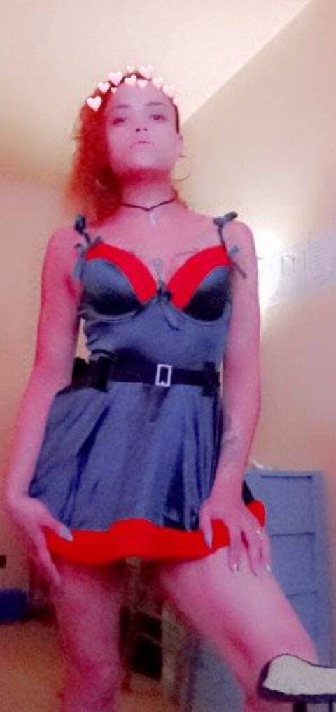 Escorts Demond peach