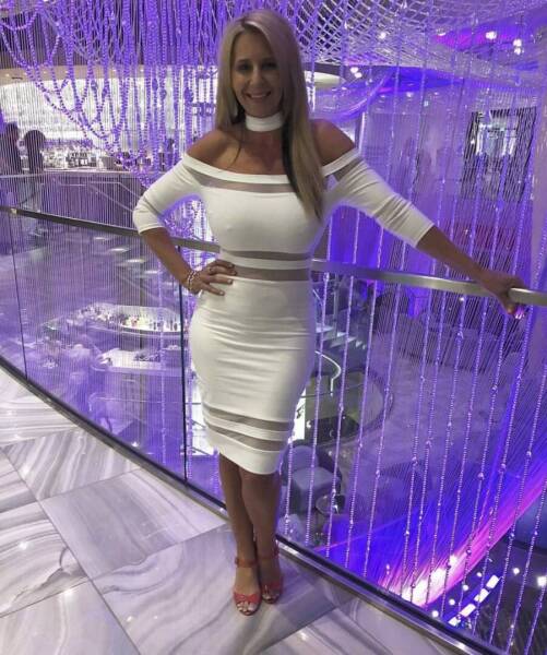 Escorts Mature Megan