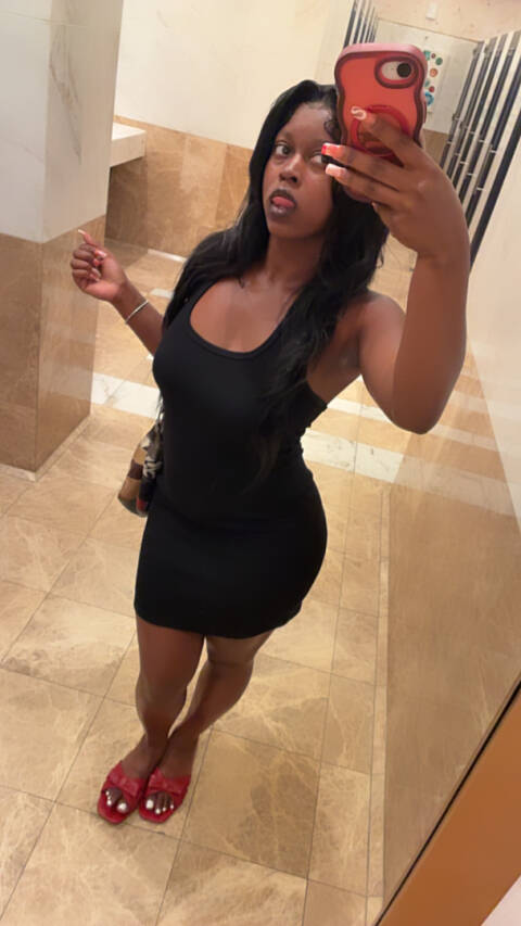 Escorts Dior