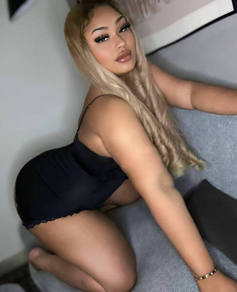 Escorts Kayla