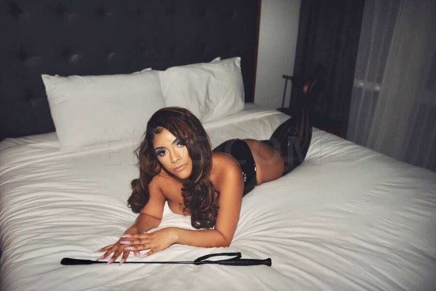 Escorts Royal Empress