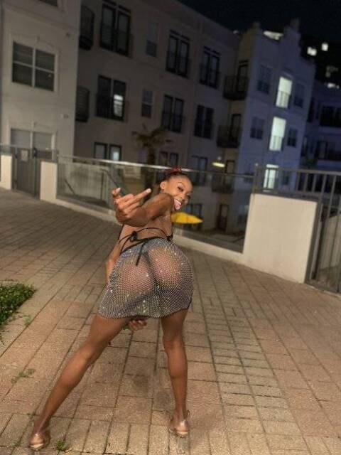 Escorts ElishiaLuxxx