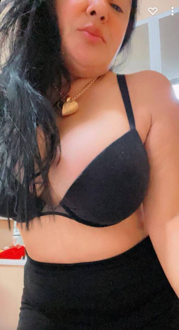 Susan - Independent Female Houston Escort