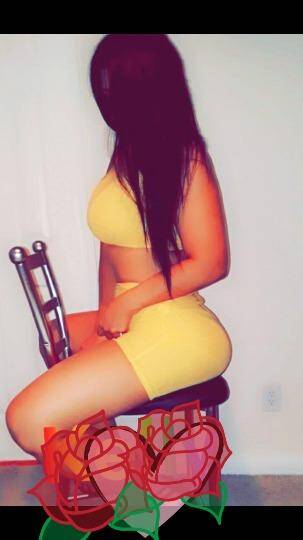 Yasmin - Independent Female Houston Escort