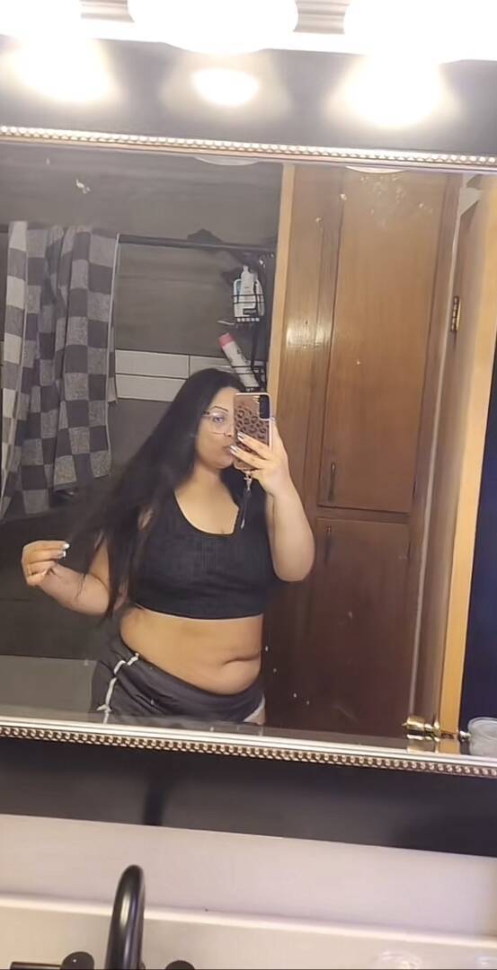 Mia - Independent Female Chicago Escort