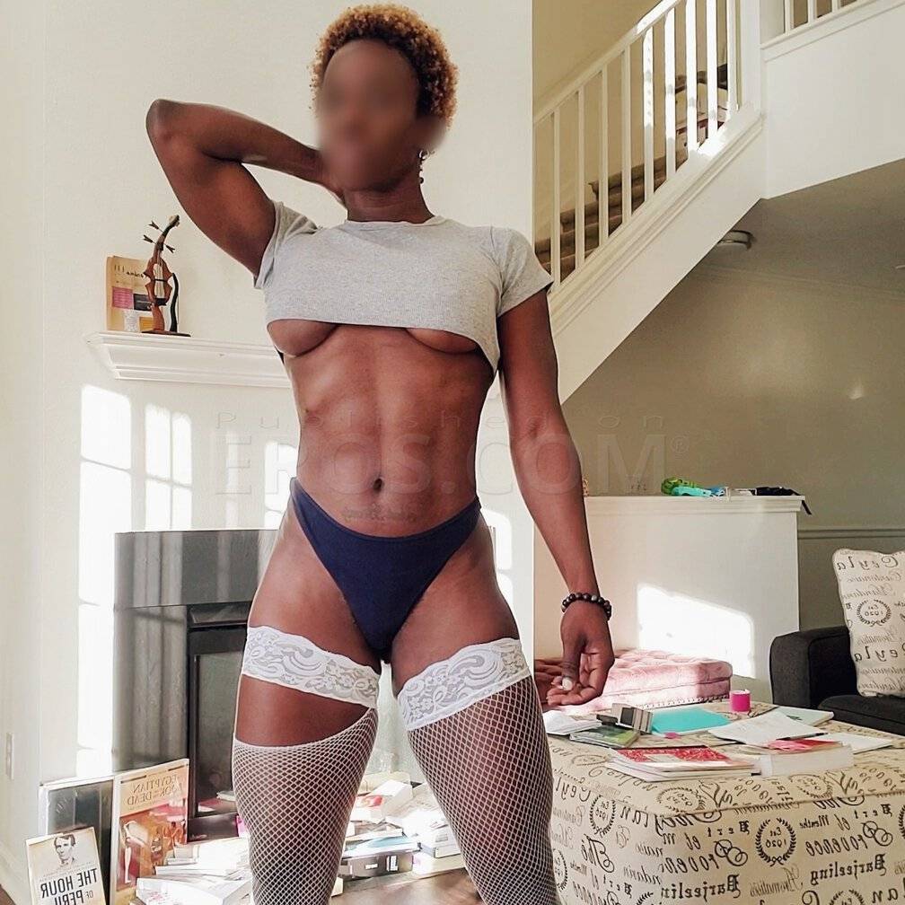 Camille Greene - Independent Female Los Angeles Escort