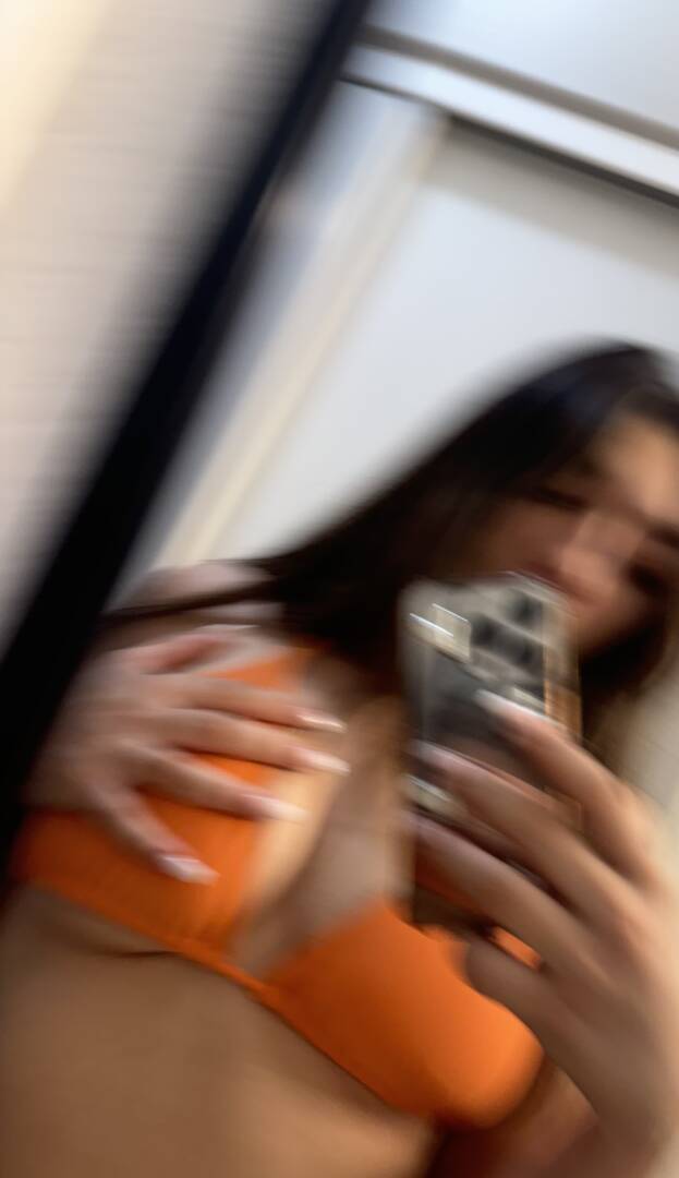 Star - Independent Female Phoenix Escort