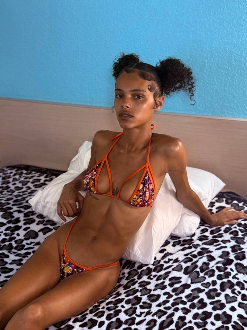 Lyric - Independent Female Chicago Escort