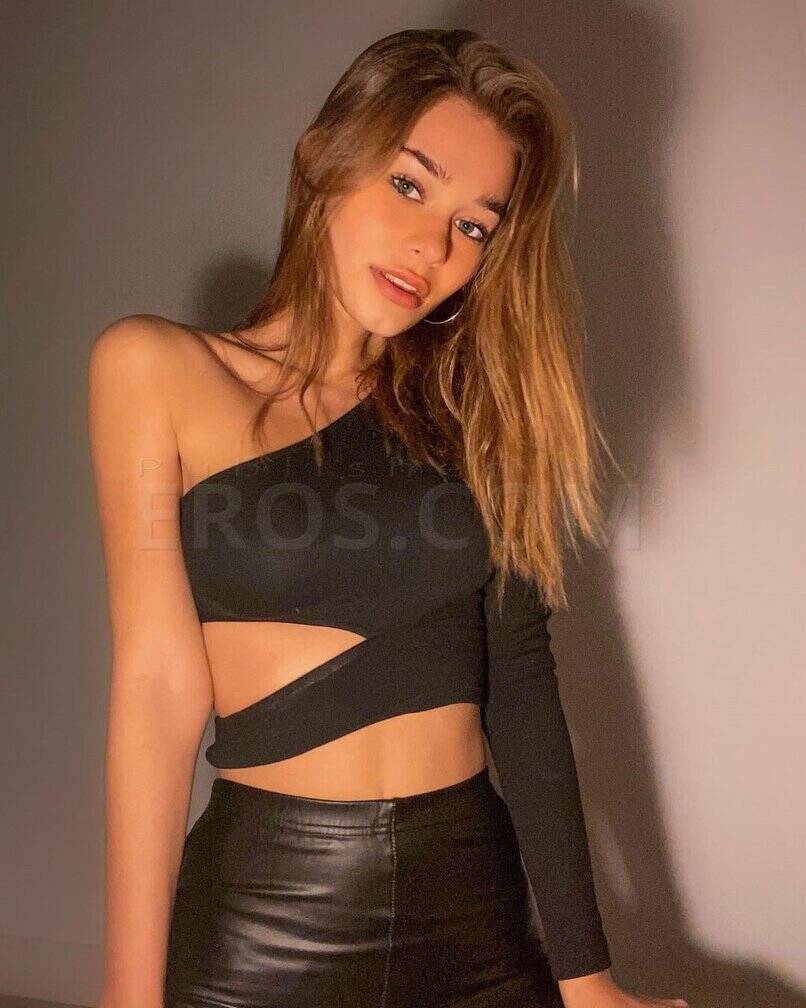 Erika - Independent Female Los Angeles Escort