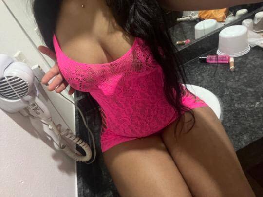 Kendall - Independent Female Seattle Escort