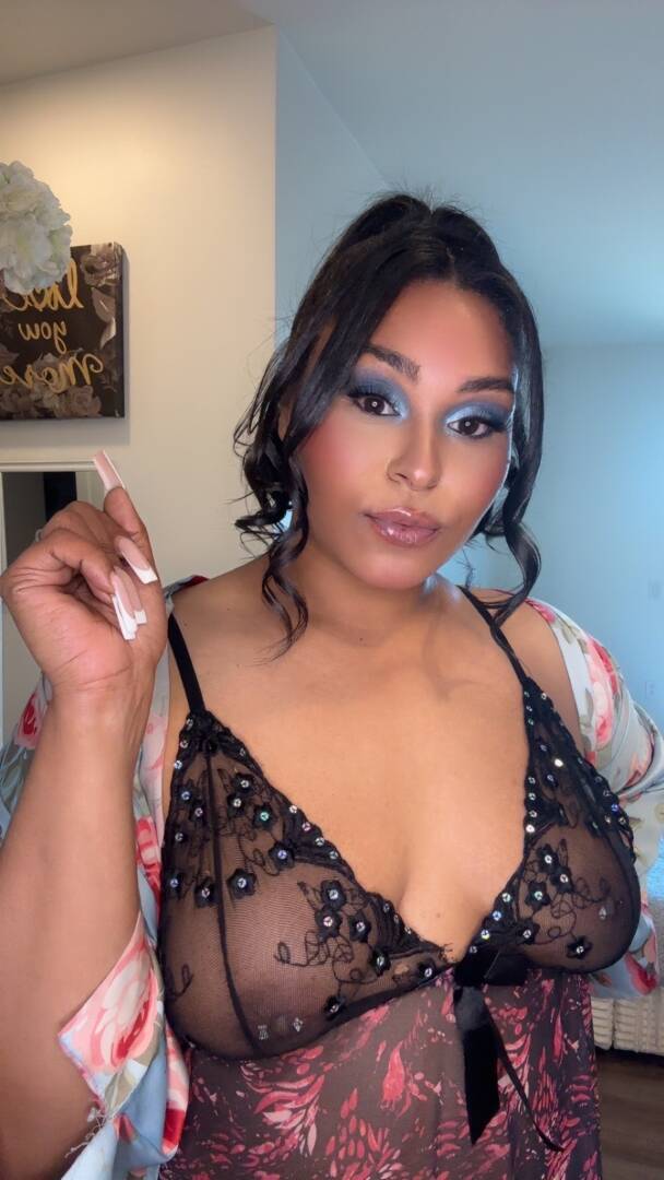 Ana Ivy - Independent Female Phoenix Escort