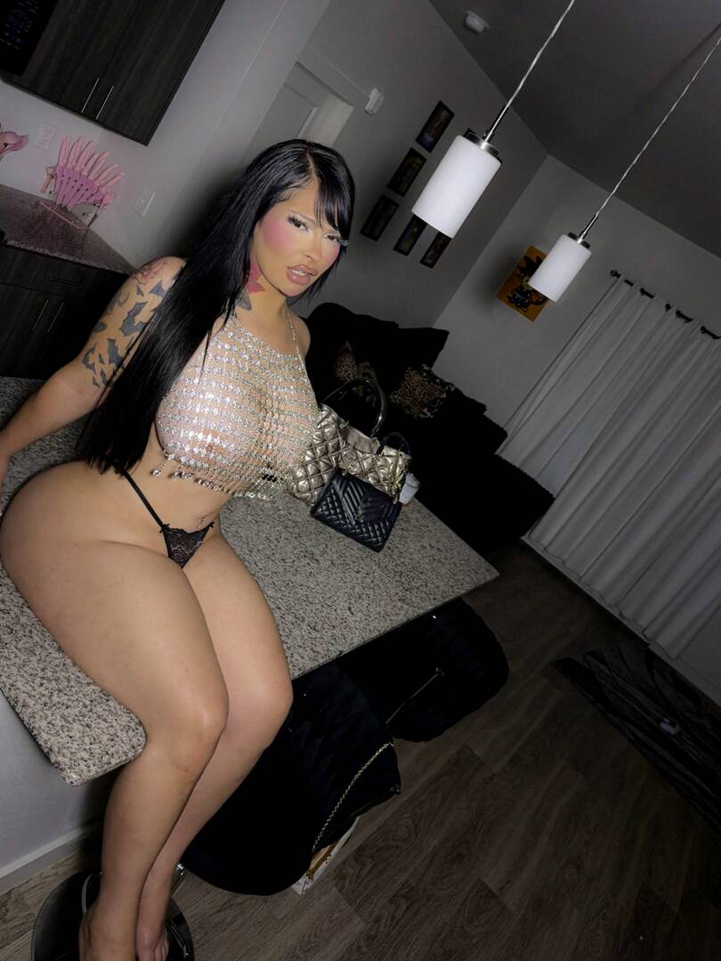 Avianah - Independent Female Houston Escort