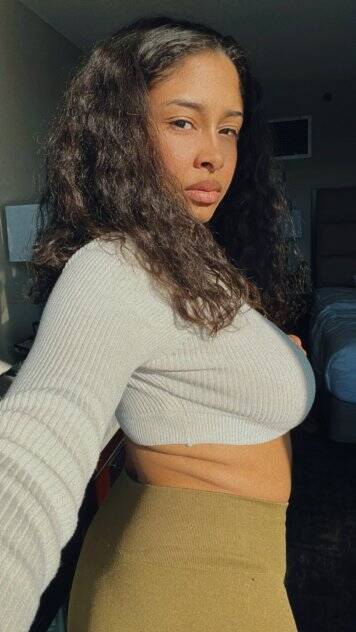 Alyssa - Independent Female Washington D.C. Escort