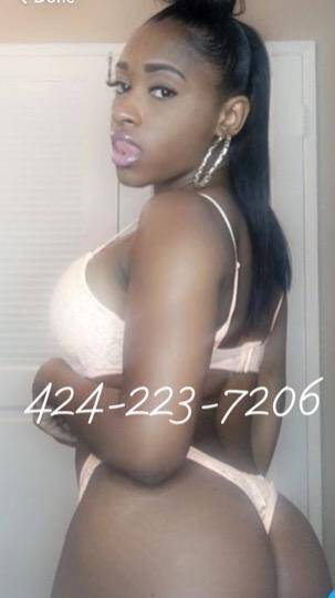 Dalia - Independent Female Los Angeles Escort