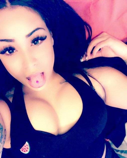 Lollaxx88 - Independent Female New York Escort