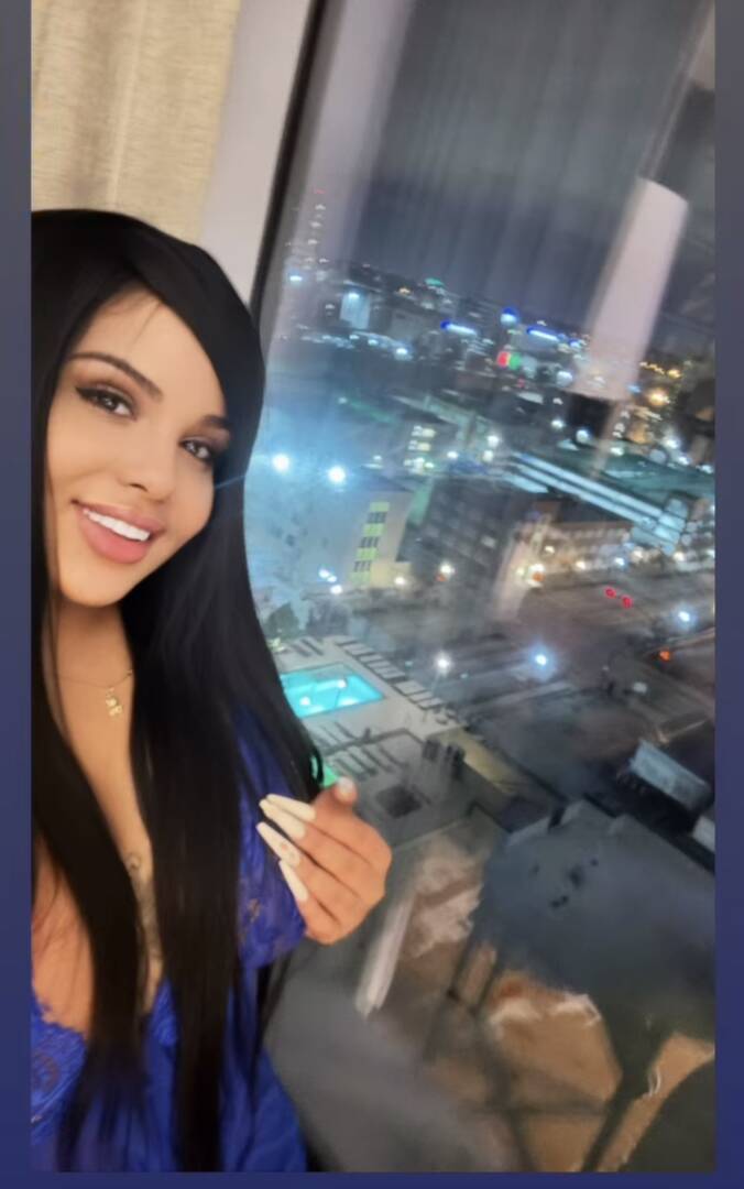 Aileen - Independent Female Louisville Escort