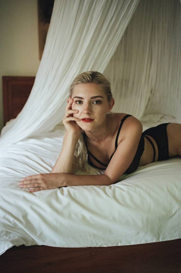 Emma - Independent Female Seattle Escort