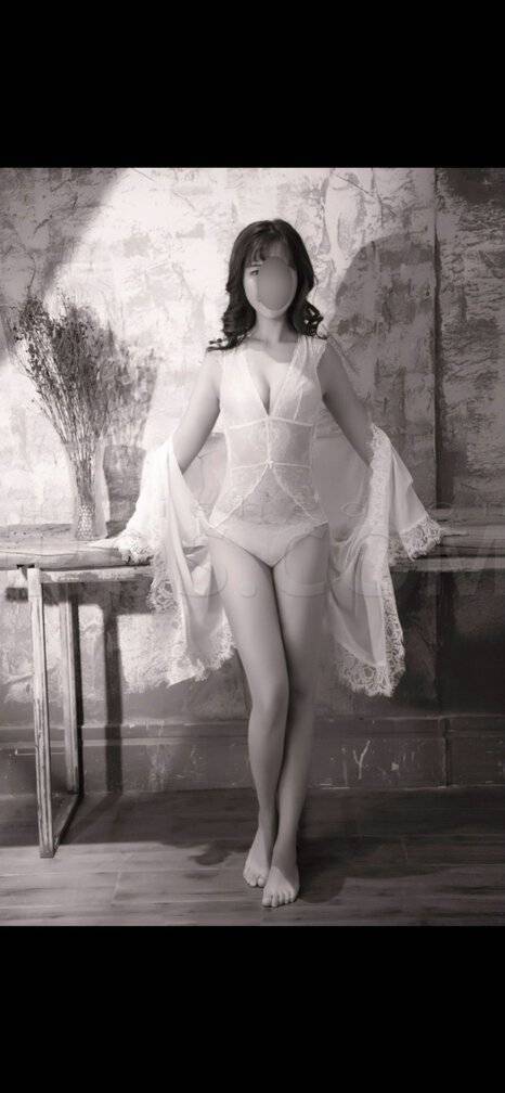 Cute asian girl - Independent Female Seattle Escort