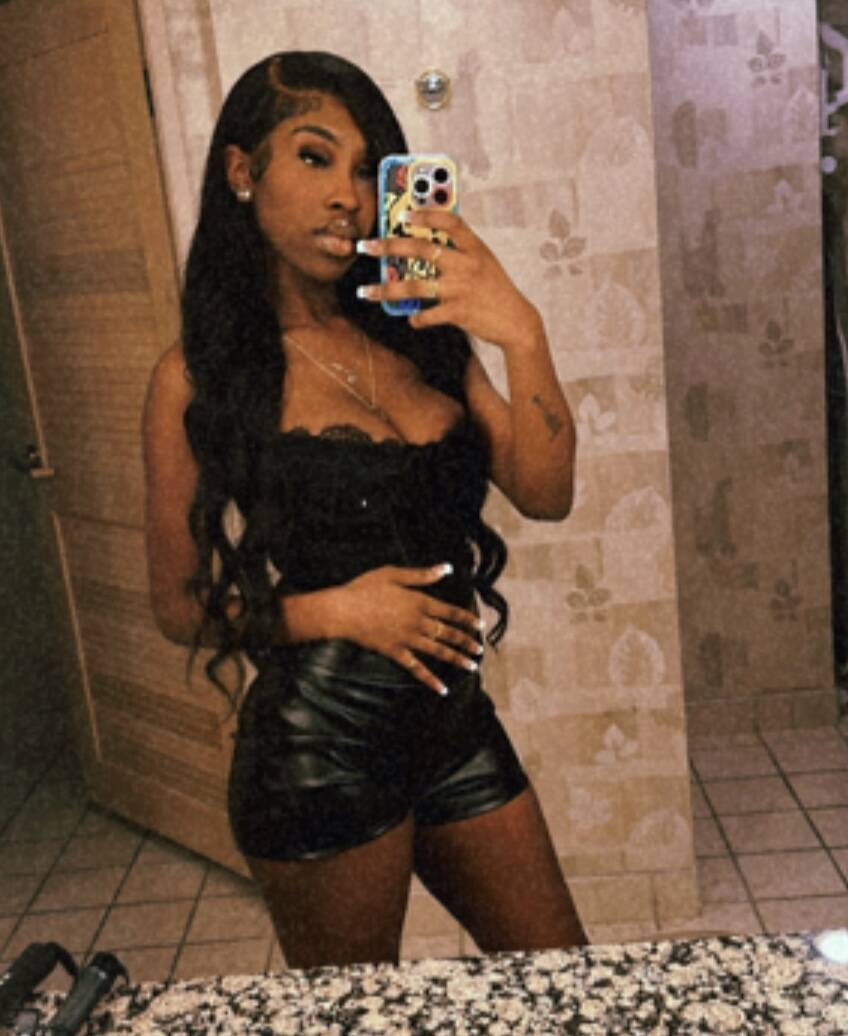 Akako - Independent Female Las Vegas Escort