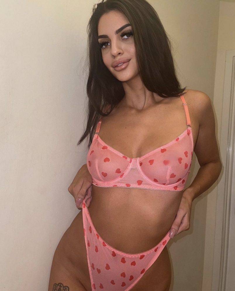 Zara - Independent Female Las Vegas Escort