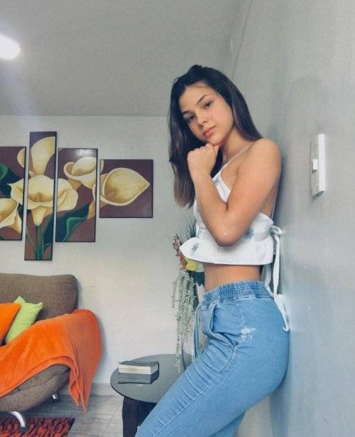 Karla - Independent Female Nashville Escort