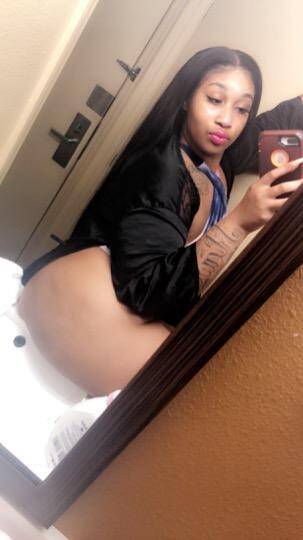 Trinity - Independent Female Memphis Escort