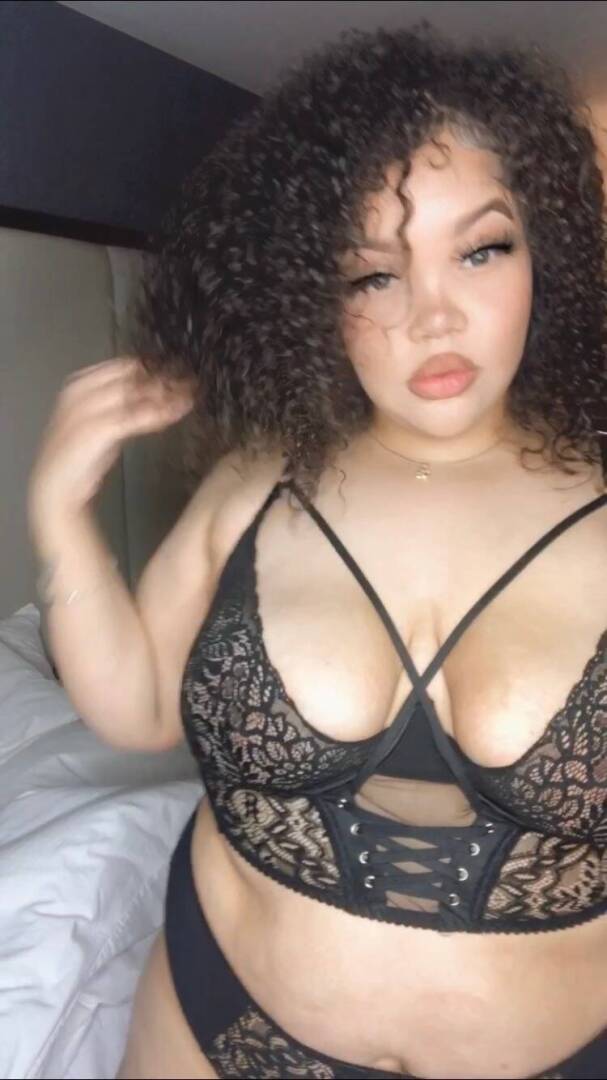 Laila Mula - Independent Female San Antonio Escort