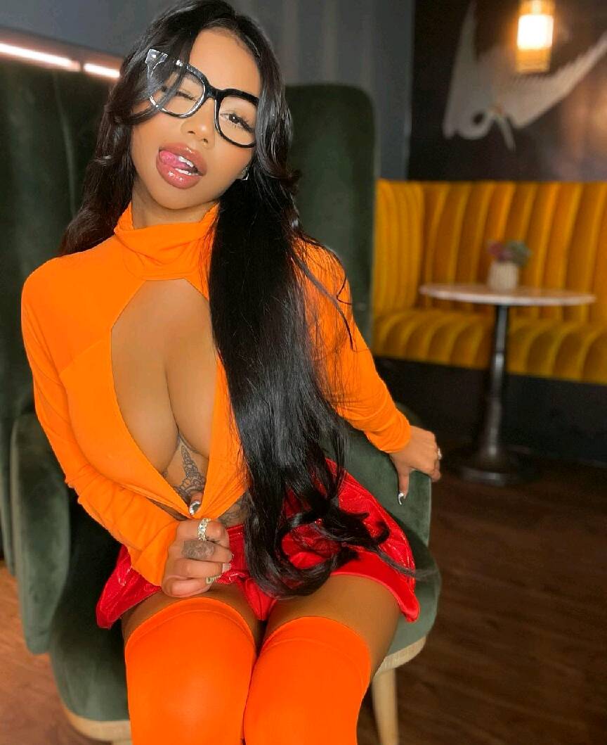 Claire - Independent Female Chicago Escort