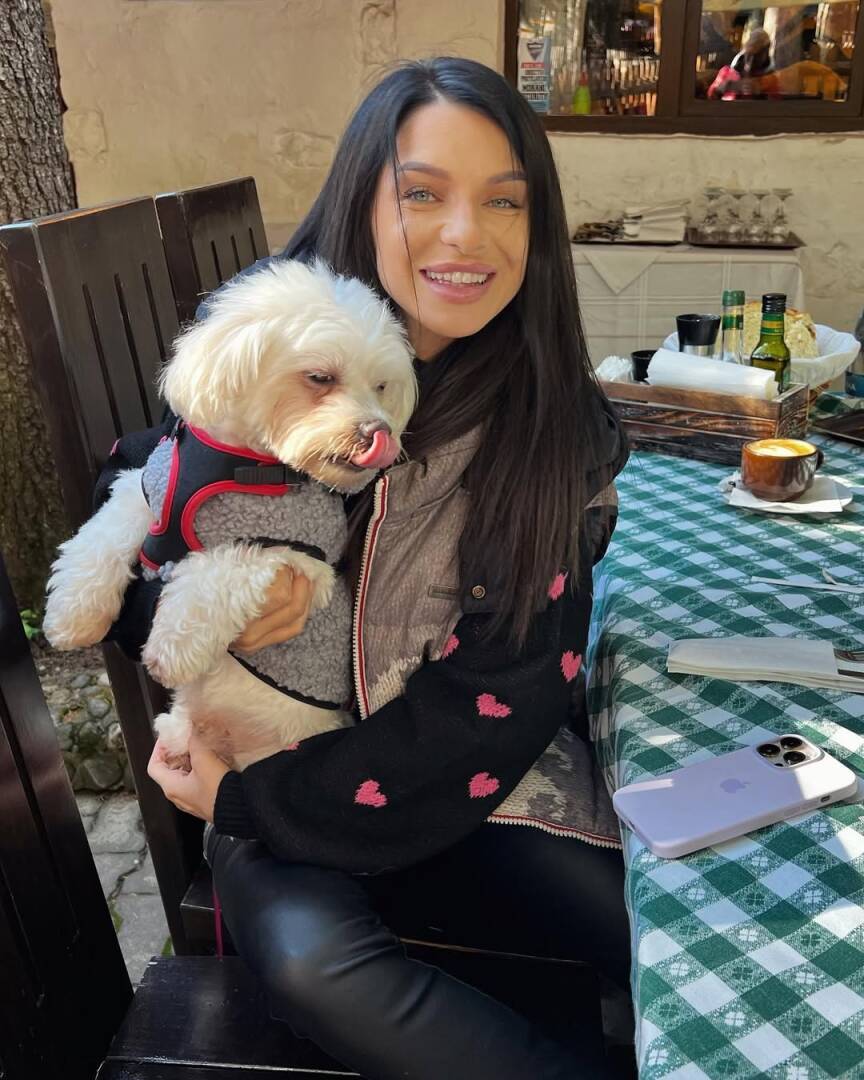 Crystal - Independent Female Visalia/Tulare Escort