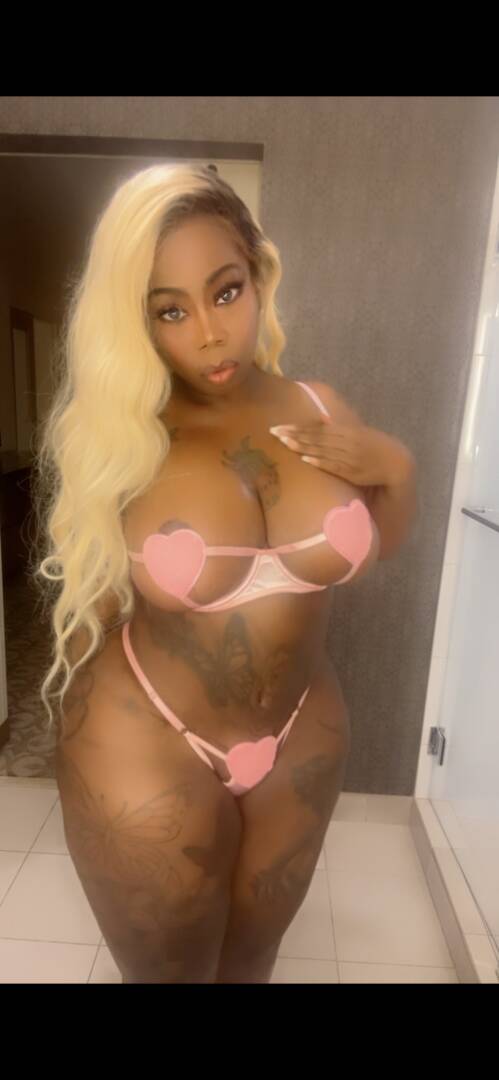 Juicy Jade - Independent Female Savannah Escort