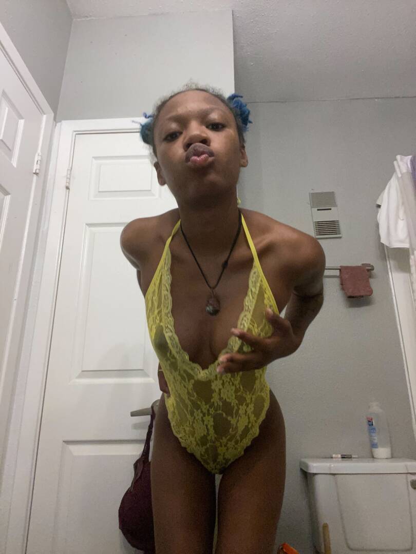 Abbie - Independent Female Houston Escort