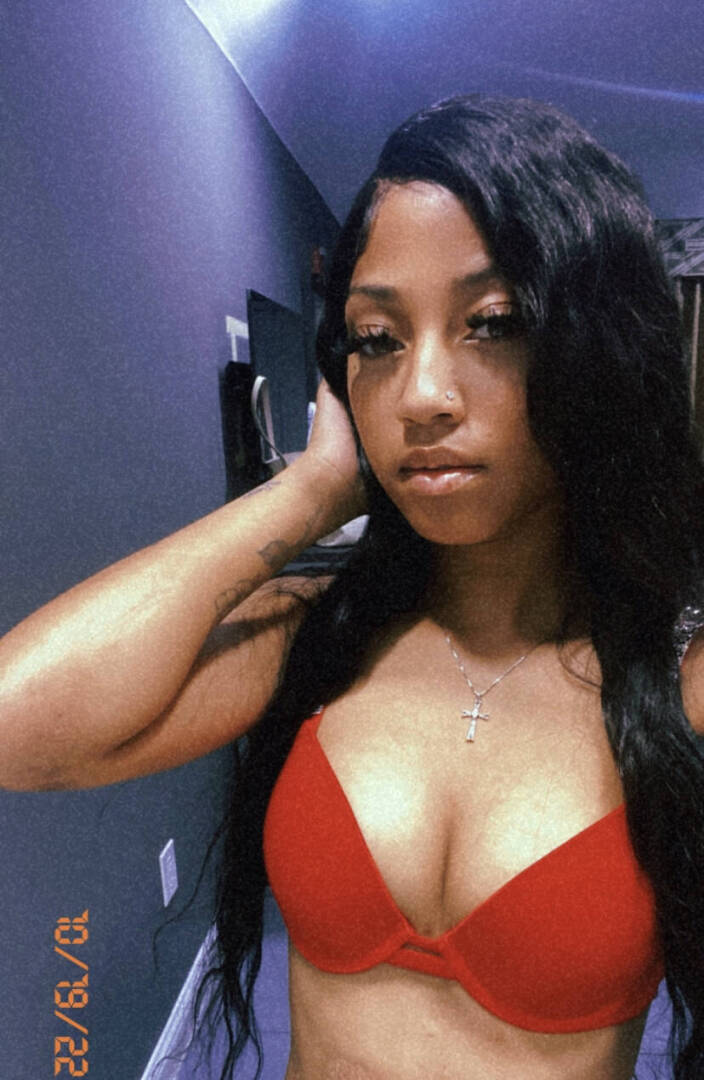 pebbles - Independent Female Houston Escort