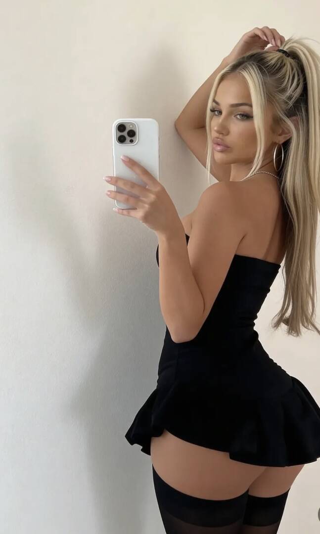 Chloe - Independent Female Las Vegas Escort