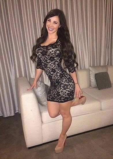 Abby - Independent Female Naples Escort