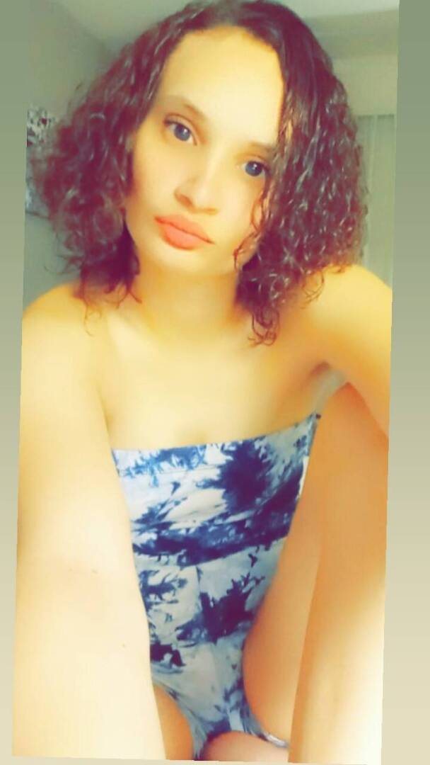 ally - Independent Female Memphis Escort