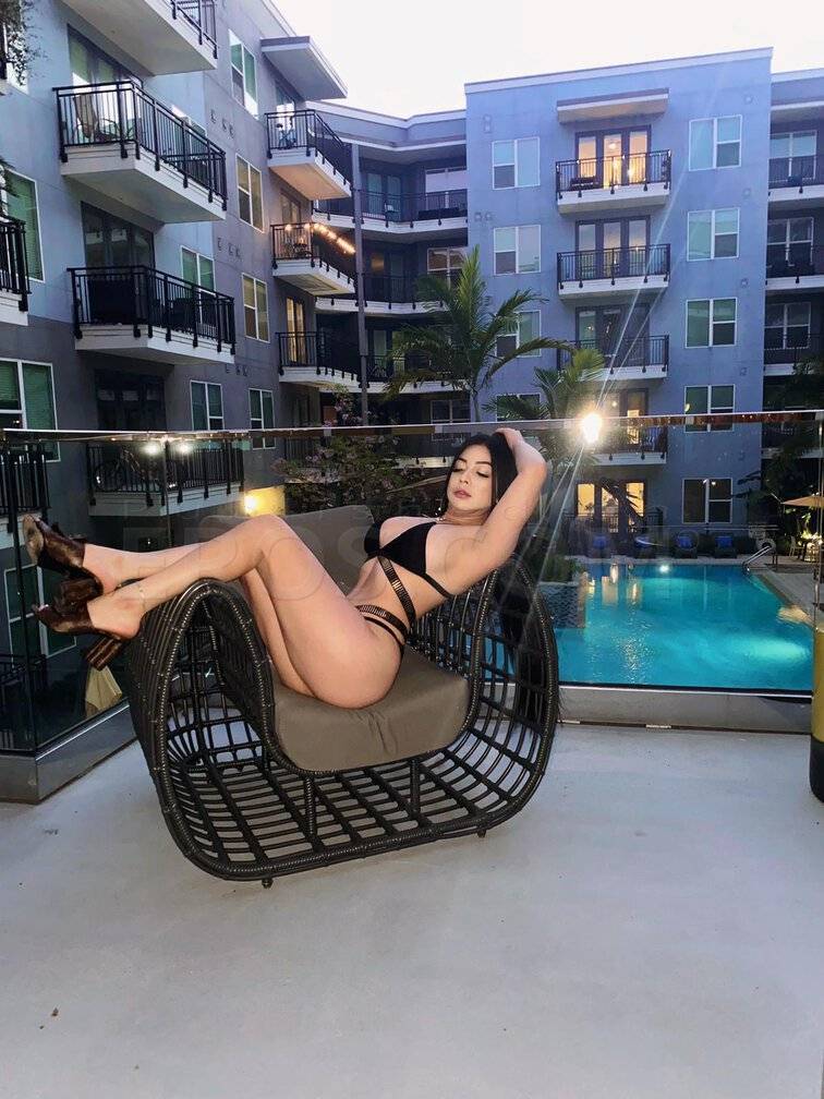 ISABELLA - Independent Female Tampa Escort