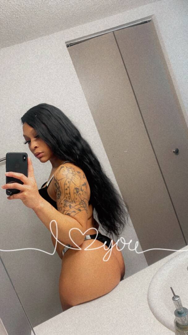 Amina - Independent Female Dallas Escort