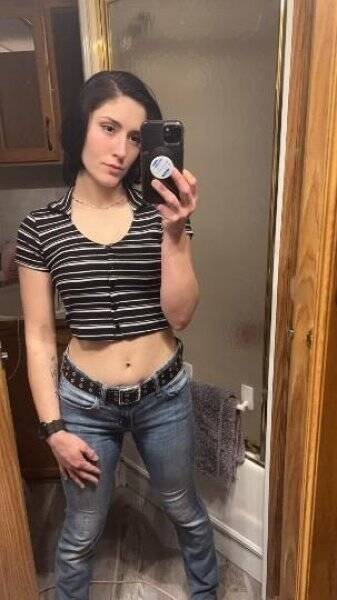 Adrian - Independent Female Bloomington Escort